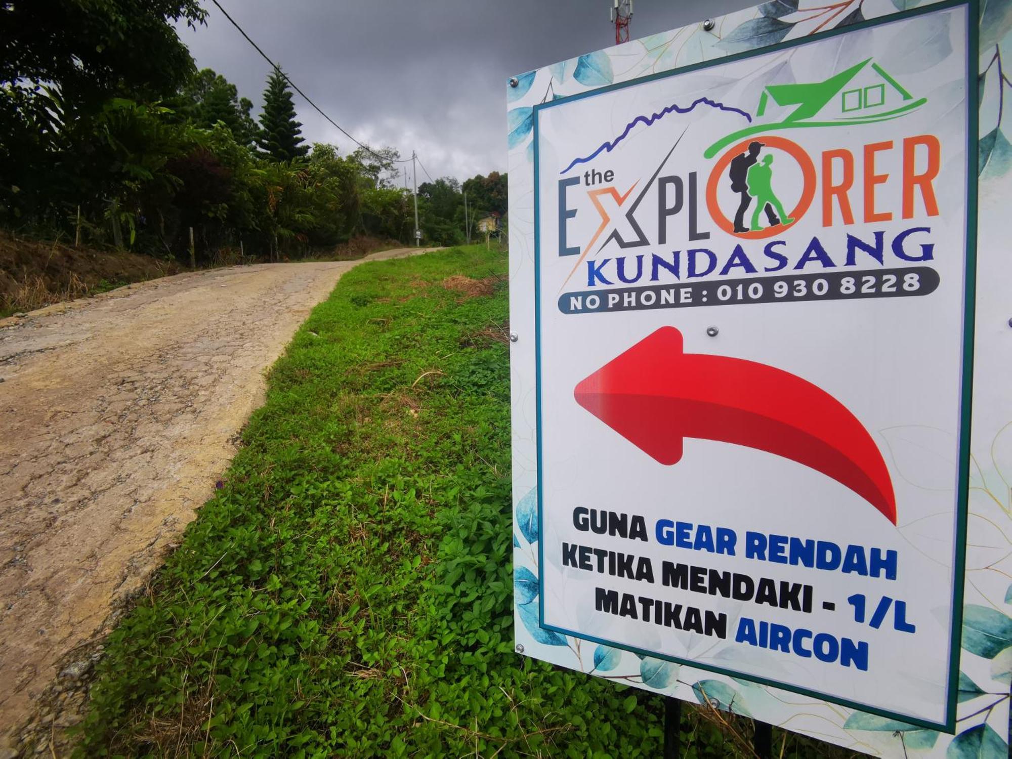The Explorer Kampong Kundassan Exteriör bild